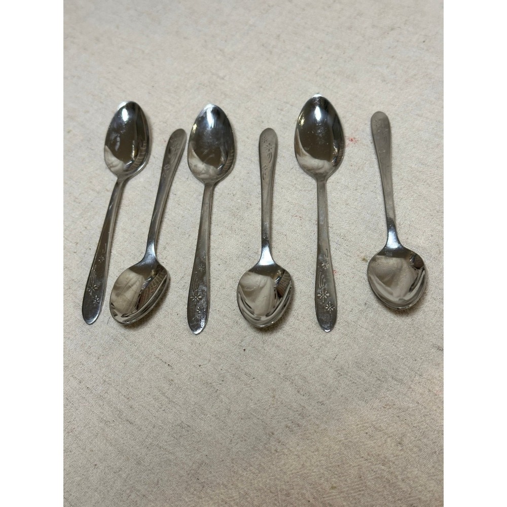 Vintage 1940's Wm A Rogers Oneida Demitasse Spoons - 6 Celesteial design